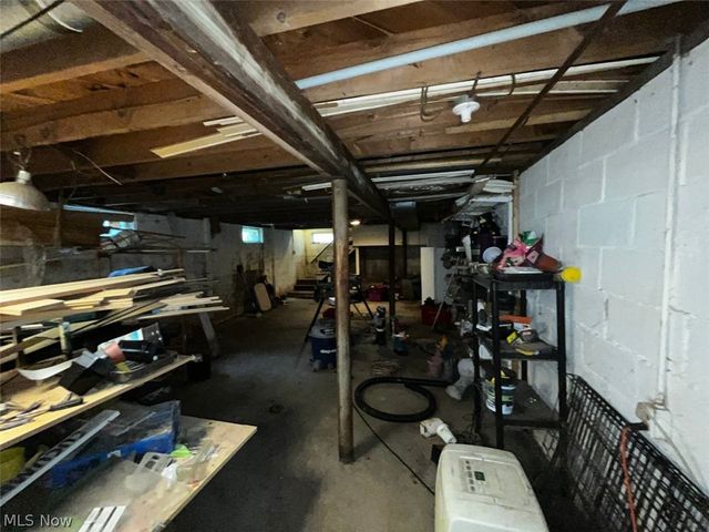 3930 Stow Road, Stow, OH 44224