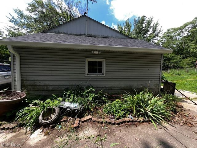 3930 Stow Road, Stow, OH 44224