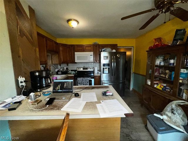 3930 Stow Road, Stow, OH 44224