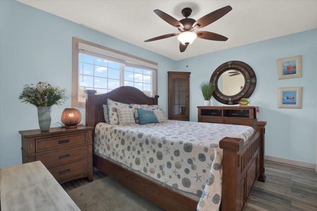 4909 GULF DRIVE 6B, Holmes Beach, FL 34217