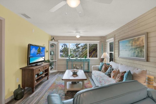 4909 GULF DRIVE 6B, Holmes Beach, FL 34217