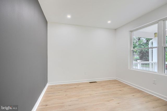 3410 PINKNEY RD, Baltimore, MD 21215