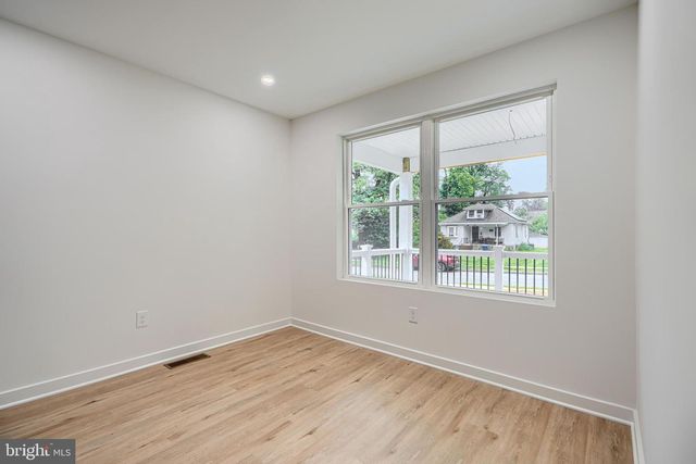3410 PINKNEY RD, Baltimore, MD 21215
