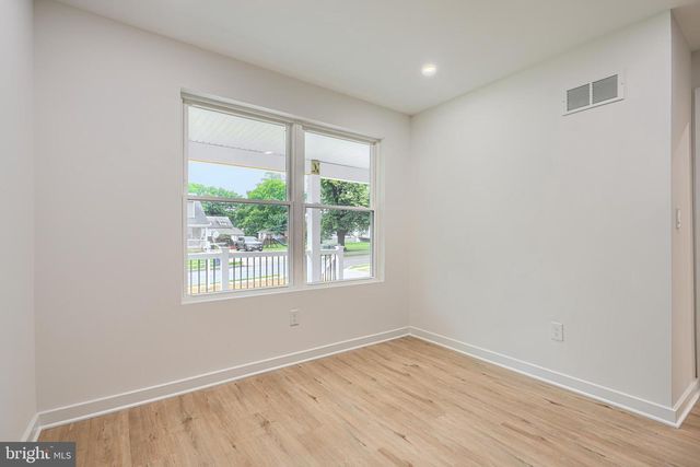 3410 PINKNEY RD, Baltimore, MD 21215