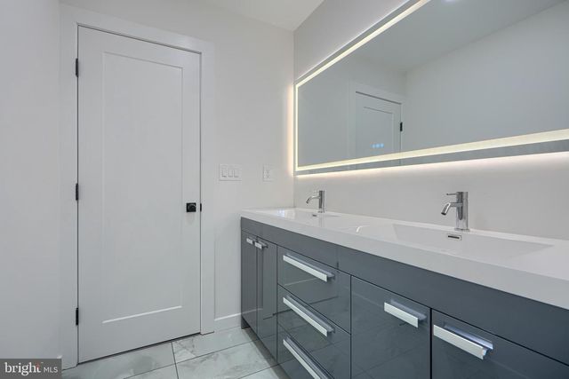 3410 PINKNEY RD, Baltimore, MD 21215