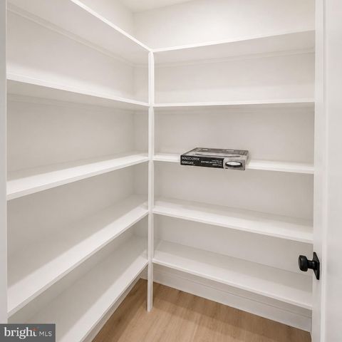 3410 PINKNEY RD, Baltimore, MD 21215