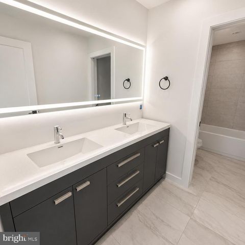 3410 PINKNEY RD, Baltimore, MD 21215