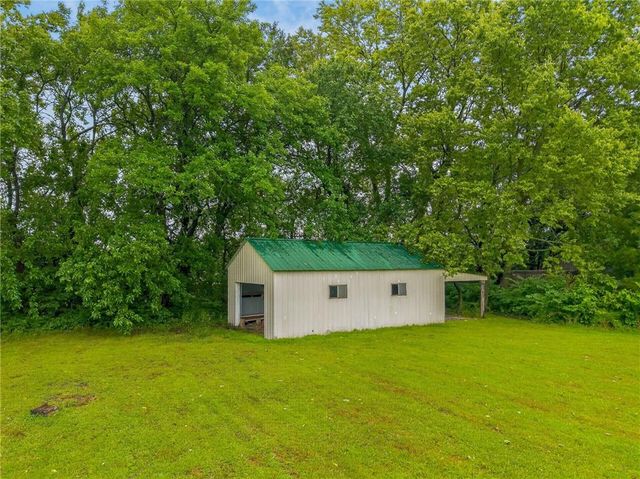 25302 E 130TH Street, Greenwood, MO 64034