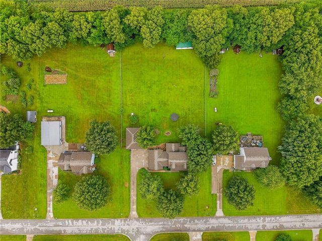 25302 E 130TH Street, Greenwood, MO 64034