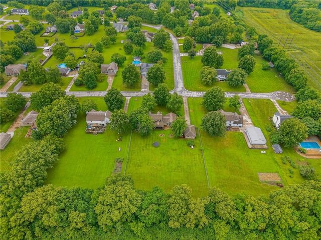25302 E 130TH Street, Greenwood, MO 64034