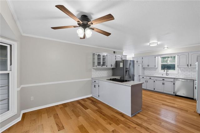 25302 E 130TH Street, Greenwood, MO 64034