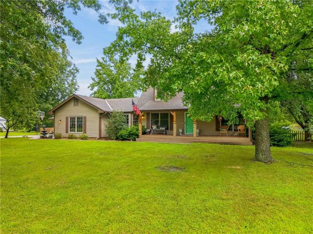 25302 E 130TH Street, Greenwood, MO 64034