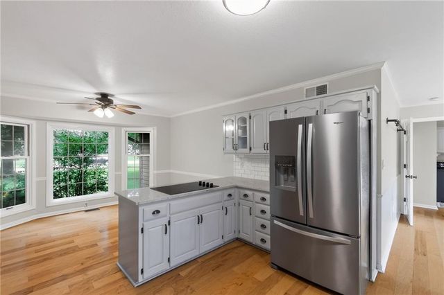 25302 E 130TH Street, Greenwood, MO 64034
