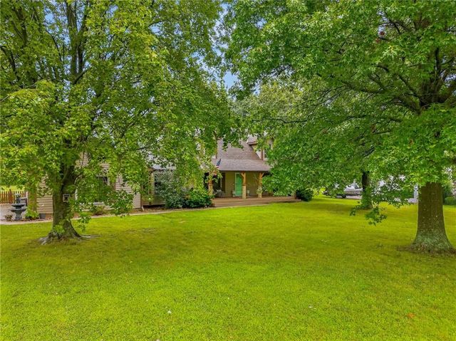 25302 E 130TH Street, Greenwood, MO 64034