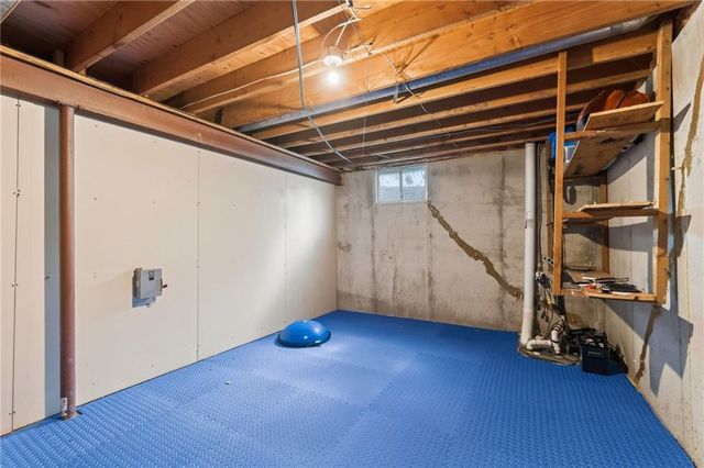 25302 E 130TH Street, Greenwood, MO 64034