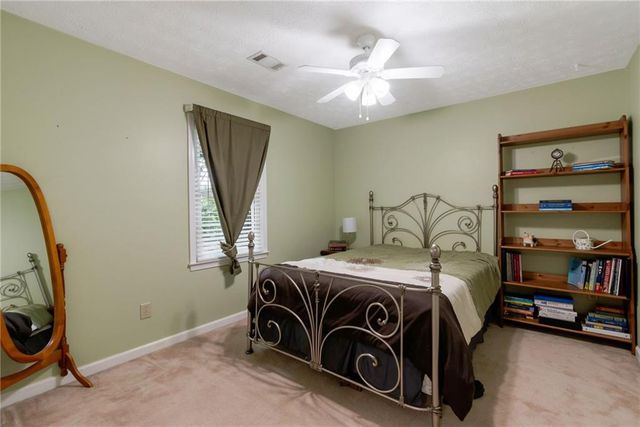 1705 Rambling Woods Drive, Lawrenceville, GA 30043