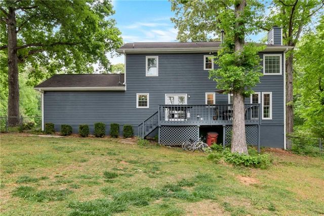 1705 Rambling Woods Drive, Lawrenceville, GA 30043
