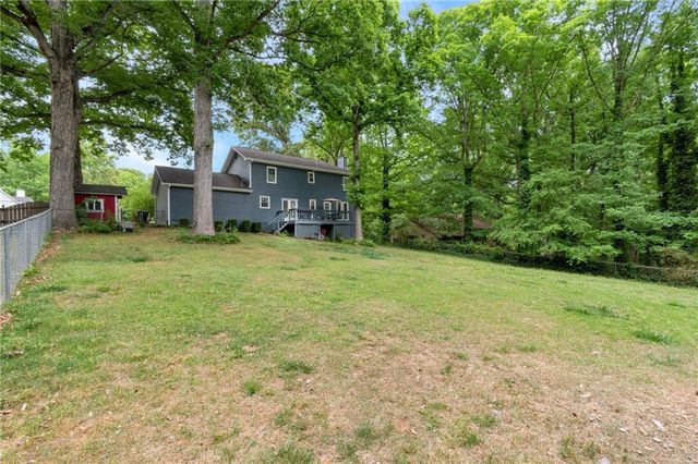 1705 Rambling Woods Drive, Lawrenceville, GA 30043