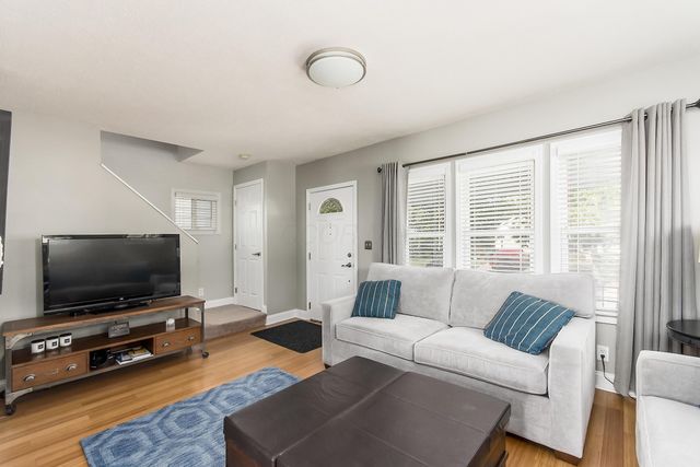 93 Frebis Avenue, Columbus, OH 43206