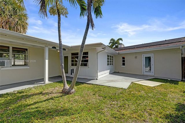1421 S Palmway, Lake Worth, FL 33460
