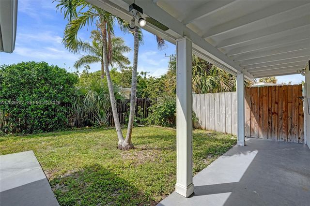 1421 S Palmway, Lake Worth, FL 33460