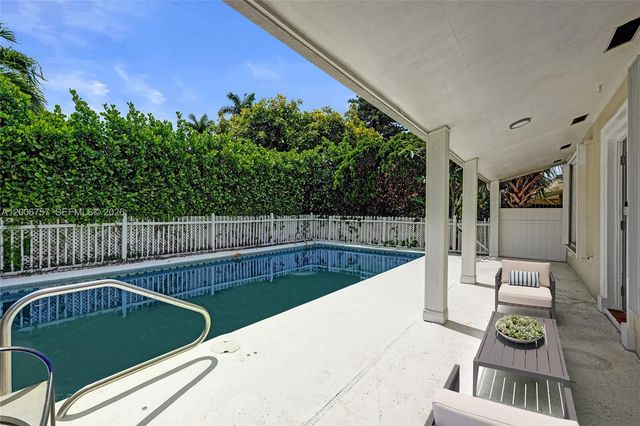1421 S Palmway, Lake Worth, FL 33460