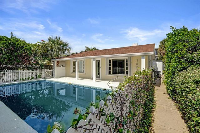 1421 S Palmway, Lake Worth, FL 33460