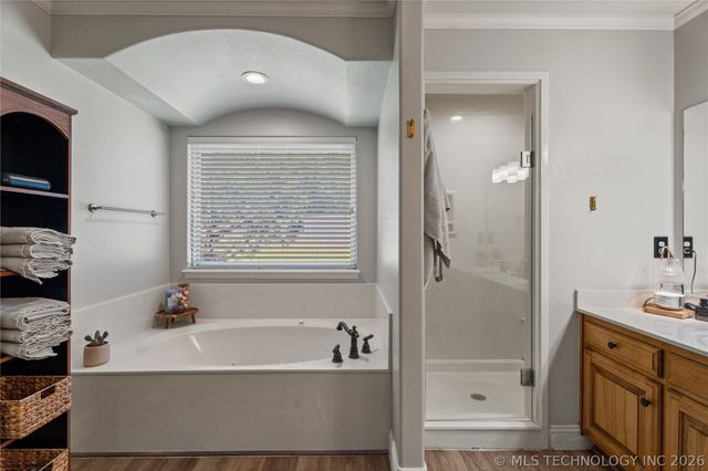 1257 East Drive, Bartlesville, OK 74006
