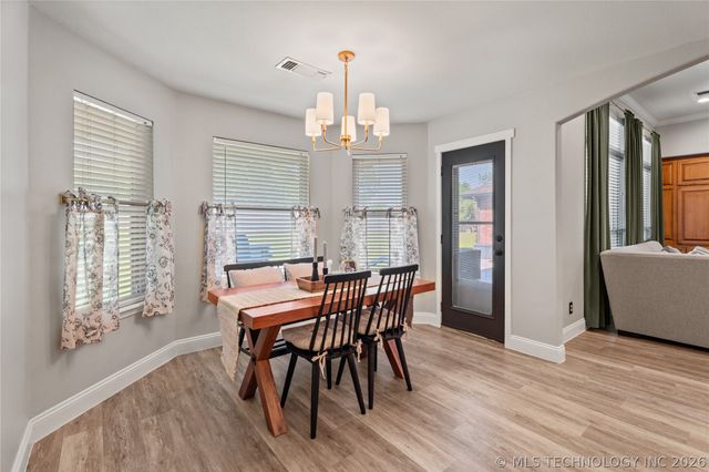 1257 East Drive, Bartlesville, OK 74006
