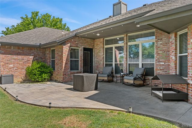 1257 East Drive, Bartlesville, OK 74006