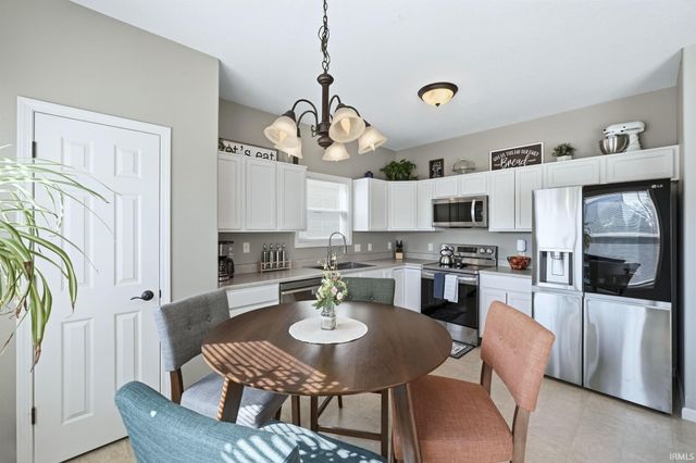 3914 Stanton Hall Parkway, Fort Wayne, IN 46815