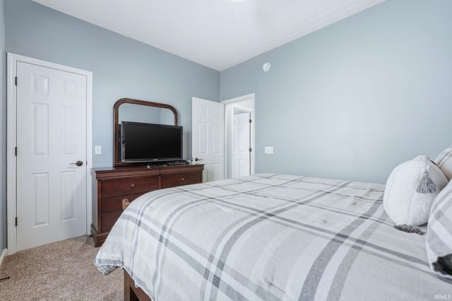 3914 Stanton Hall Parkway, Fort Wayne, IN 46815