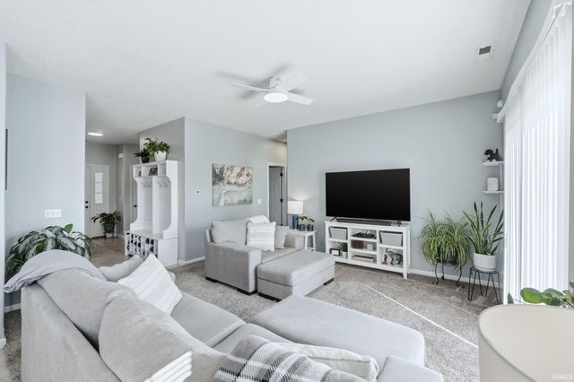 3914 Stanton Hall Parkway, Fort Wayne, IN 46815