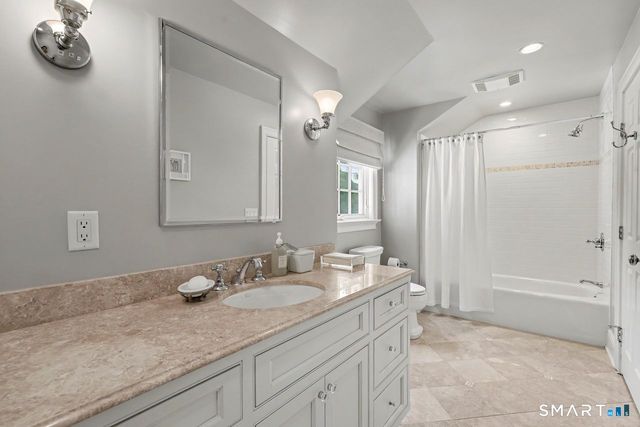 34 Bayberry Road, New Canaan, CT 06840