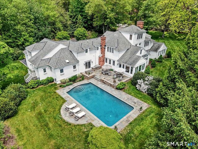 34 Bayberry Road, New Canaan, CT 06840