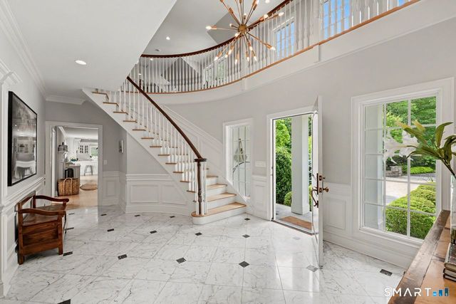 34 Bayberry Road, New Canaan, CT 06840