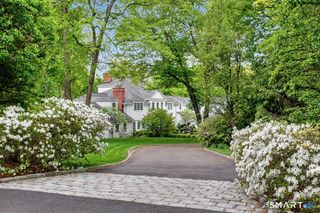34 Bayberry Road, New Canaan, CT 06840