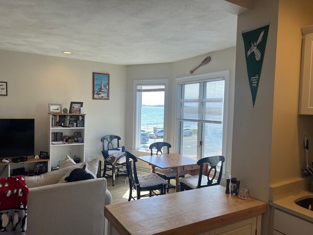 56 Humphrey Street 4, Swampscott, MA 01907