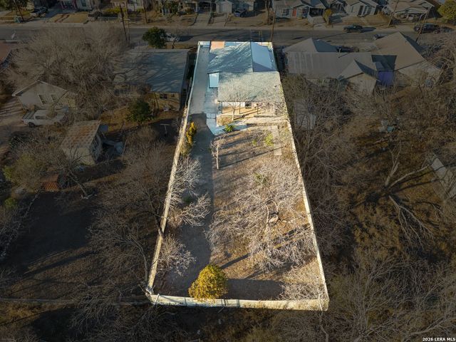 562 Kendalia Ave, San Antonio, TX 78221