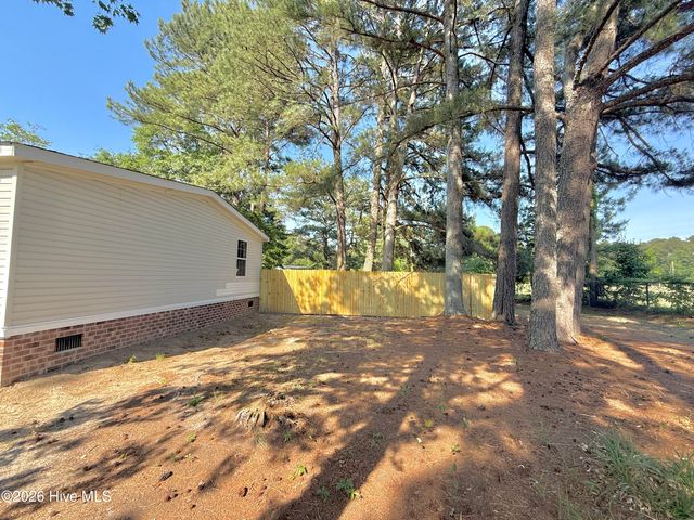 9002 School Street, Rocky Mount, NC 27803