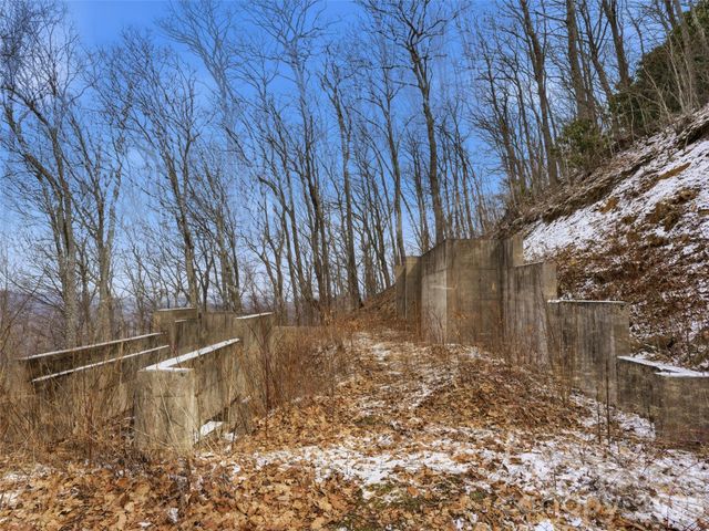 301 Awohali Trail, Maggie Valley, NC 28751