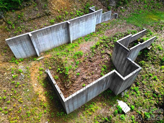 301 Awohali Trail, Maggie Valley, NC 28751