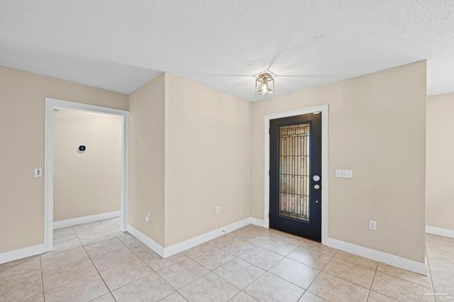 1788 Commander Harvey Ln, Navarre, FL 32566