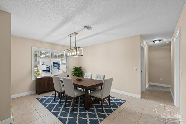 1788 Commander Harvey Ln, Navarre, FL 32566