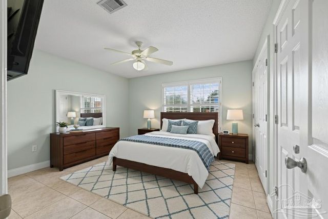 1788 Commander Harvey Ln, Navarre, FL 32566