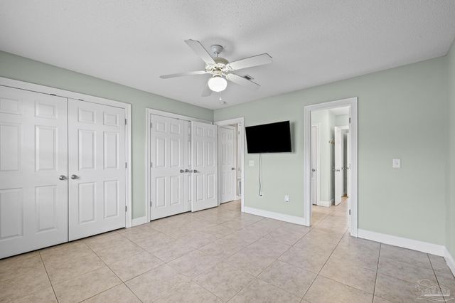 1788 Commander Harvey Ln, Navarre, FL 32566