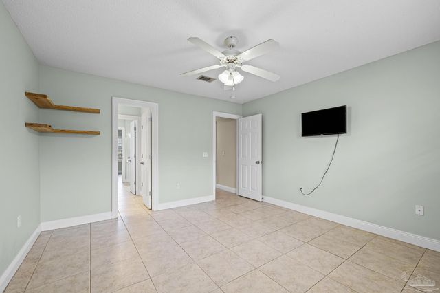 1788 Commander Harvey Ln, Navarre, FL 32566