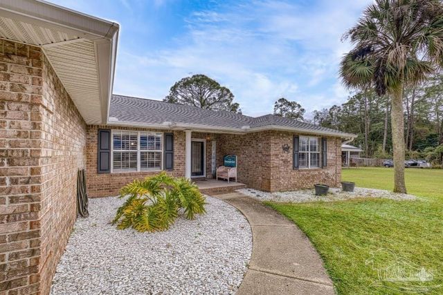 1788 Commander Harvey Ln, Navarre, FL 32566