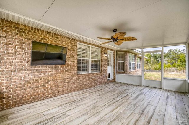 1788 Commander Harvey Ln, Navarre, FL 32566