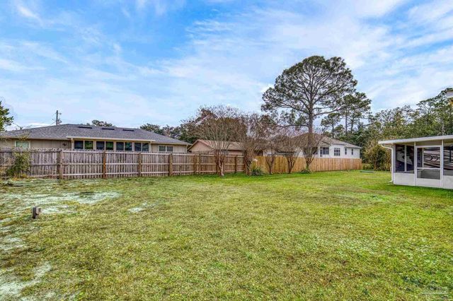 1788 Commander Harvey Ln, Navarre, FL 32566